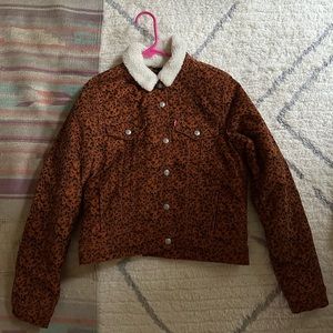 Levi’s Leapord Sherpa Jacket